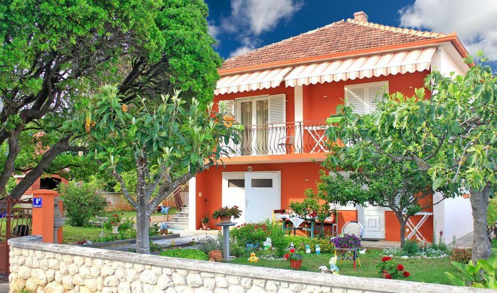 Apartmani Volga Petrčane Extérieur photo