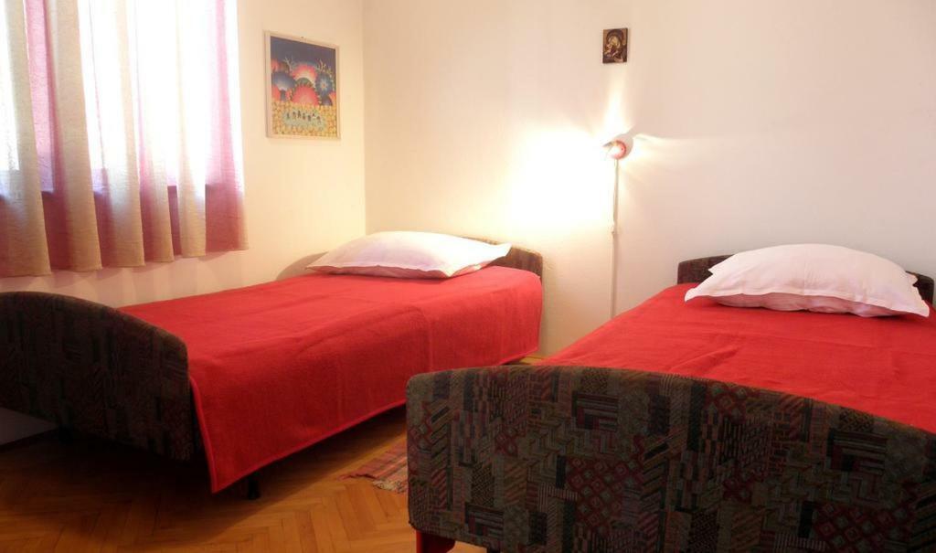 Apartmani Volga Petrčane Extérieur photo